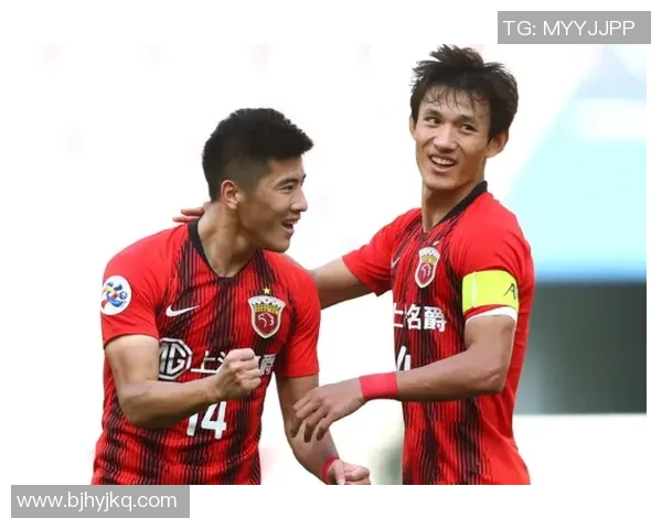 江苏苏宁与广州恒大激战正酣媒体热议双方表现与战术分析